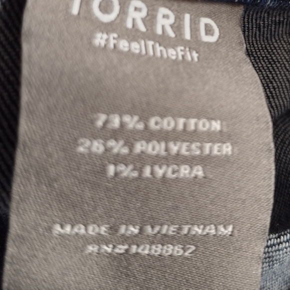 Women's Plus SizeTorrid High Rise Blue Jeans Classic Denim - Picture 4 of 6